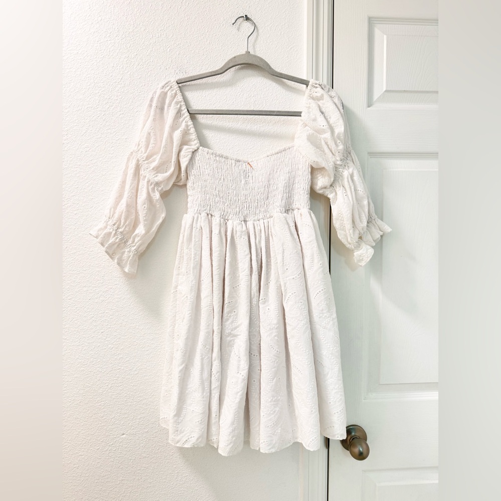 Revolve Misa Los Angeles Zadie dress mini puff sleeve size medium white eyelet - Picture 3 of 6